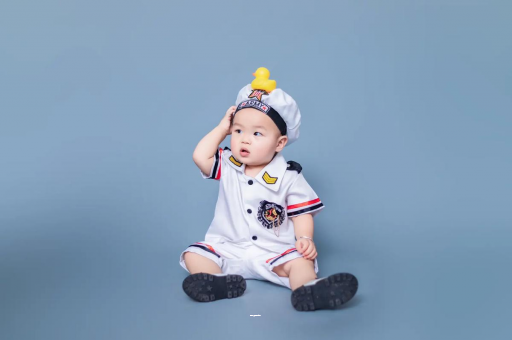 黔西宝宝不爱笑是智商低吗